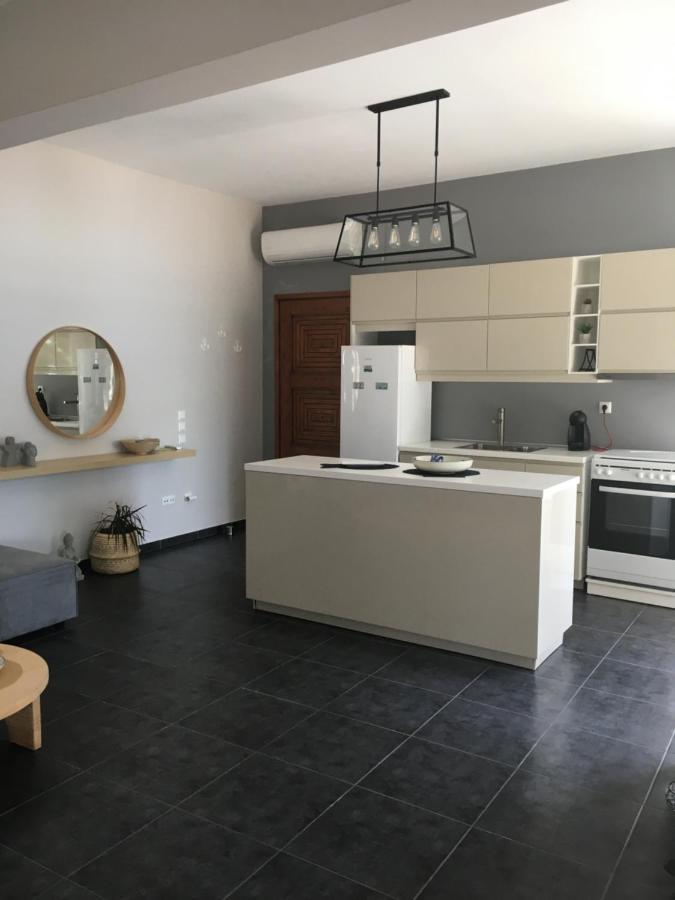 Secret Bay Apartment Palaiontsiflikion Luaran gambar