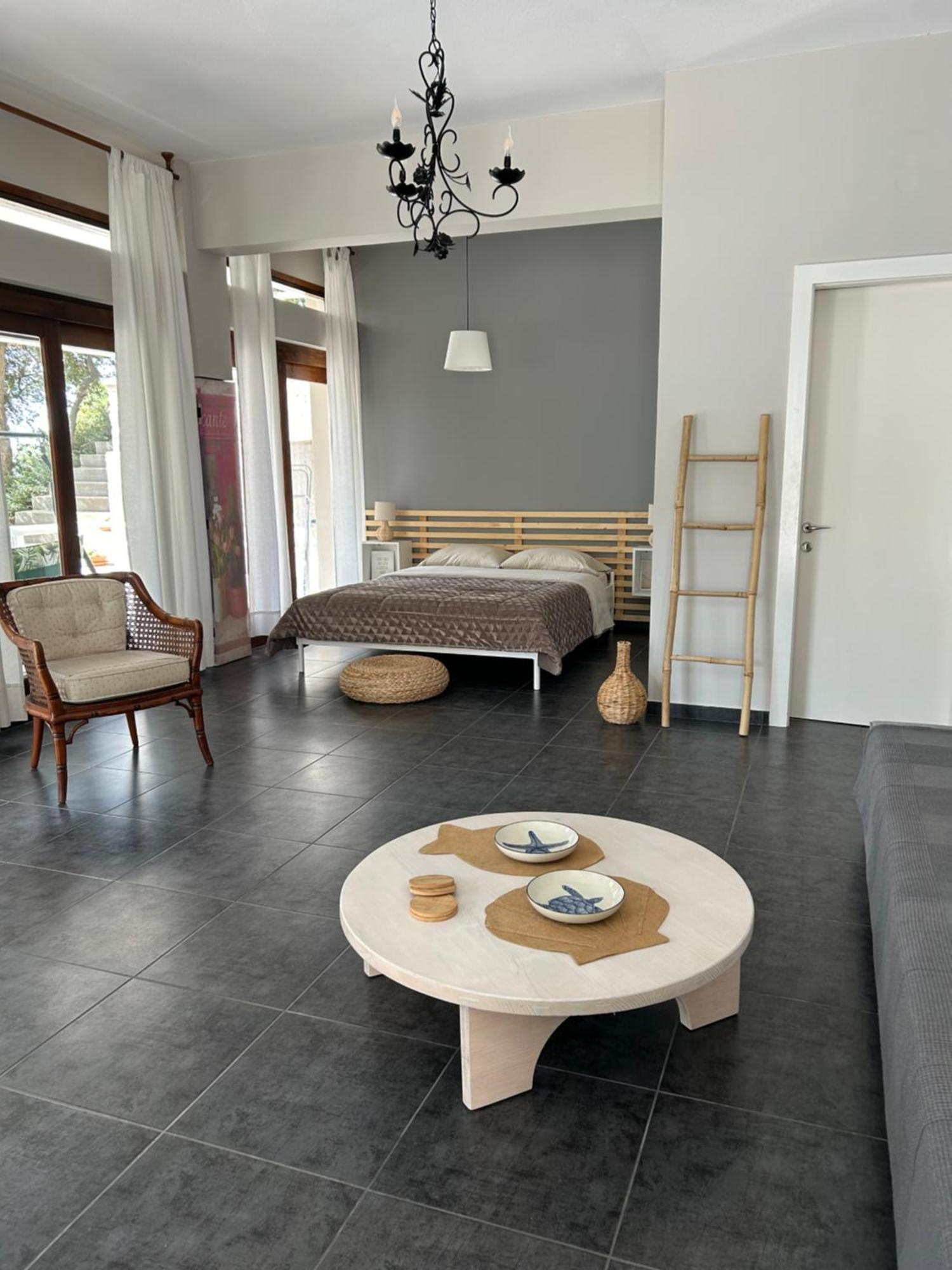 Secret Bay Apartment Palaiontsiflikion Luaran gambar