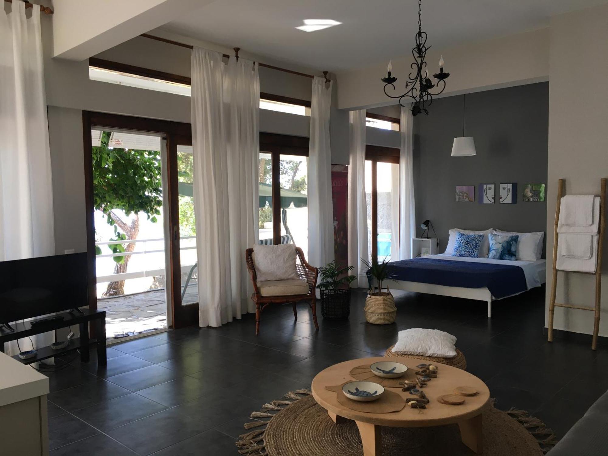 Secret Bay Apartment Palaiontsiflikion Luaran gambar