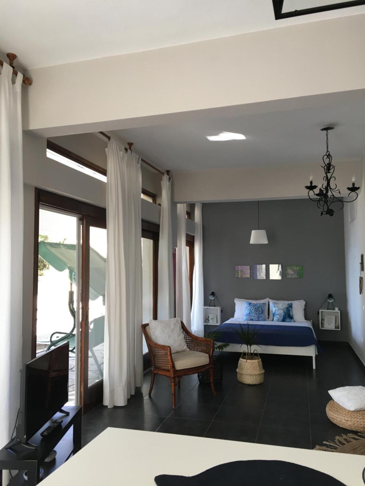 Secret Bay Apartment Palaiontsiflikion Luaran gambar